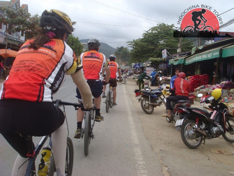 Hanoi Biking To Luang Prabang – 13 days
