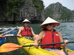 Kayaking Tour In Ha Long Bay – 3 Days