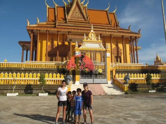 12 days Cycling Through Cambodia